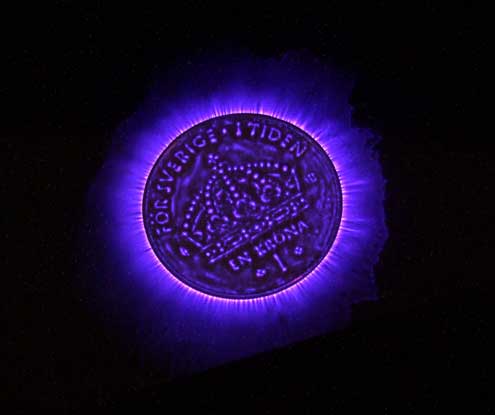 Kirlian camera